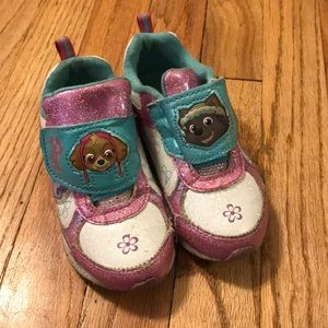 💘 5 for $8 💘 Girl’s Paw Patrol Shoes!